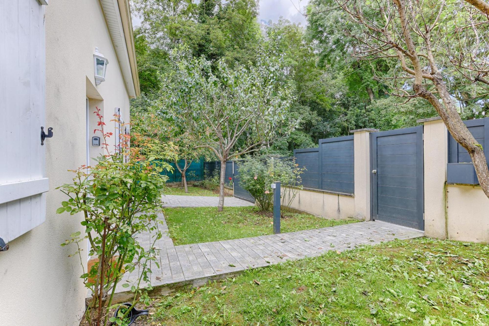 Square-bnb - La Maison Pastèque à 8min de Disney Montévrain Exterior foto